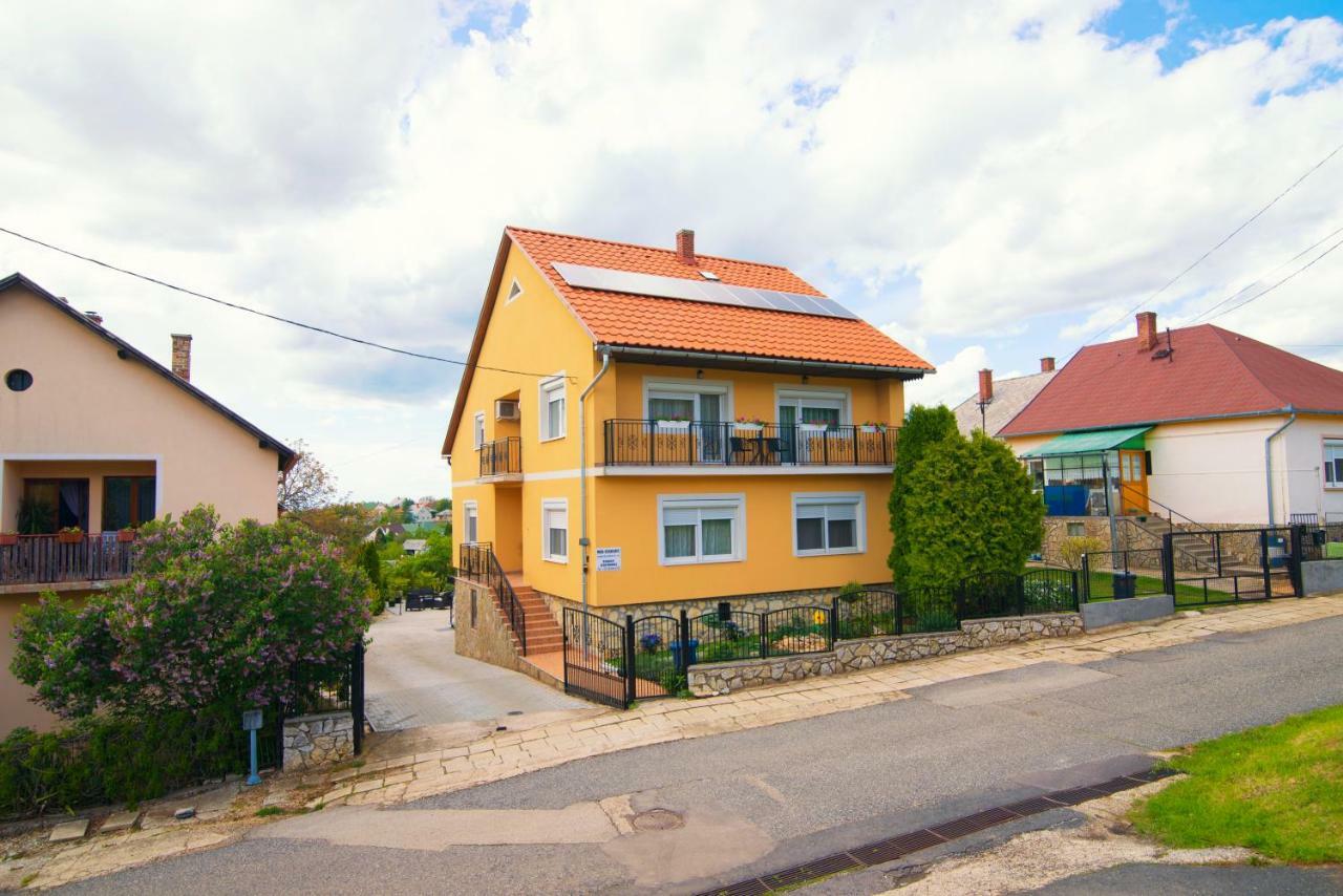 Oeskarszt Apartman Urkut Exterior photo